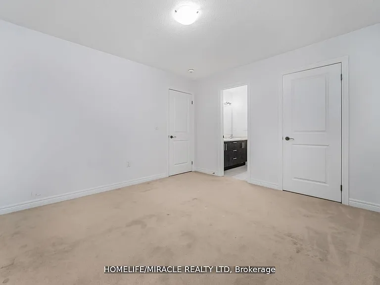10 Kenora St — Photo 31