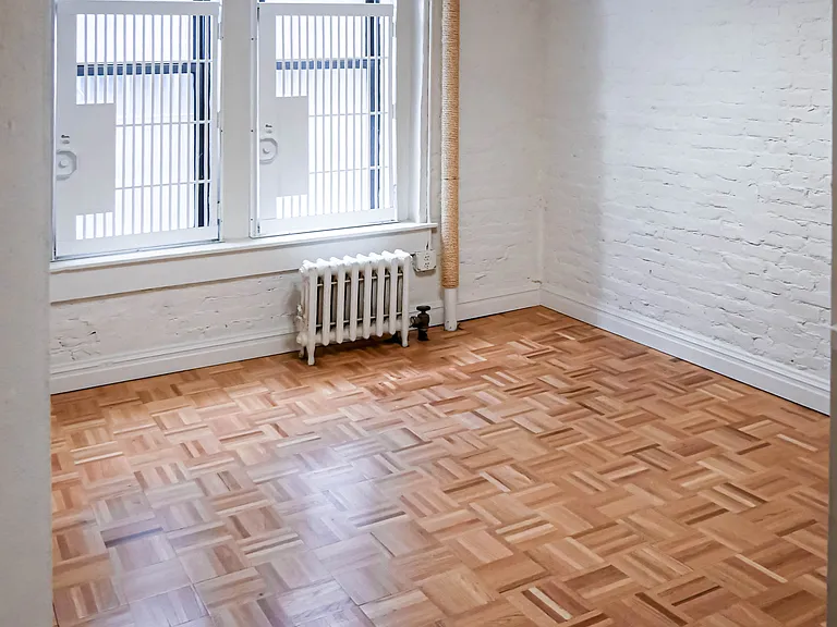 210 E 67th St #20 — Photo 1