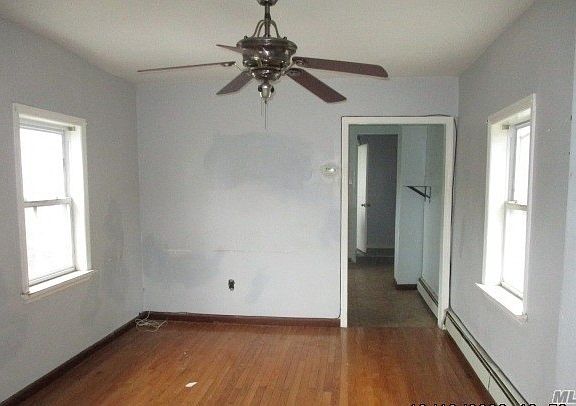 5th image of 7606 Blake Ave