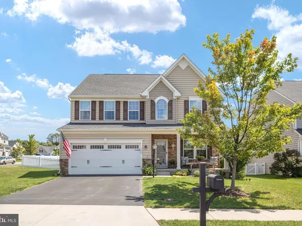116 Ironweed Dr, Lake Frederick, VA 22630