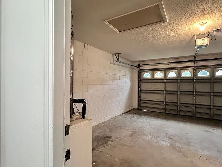 1709 Pine Bay Dr — Photo 32