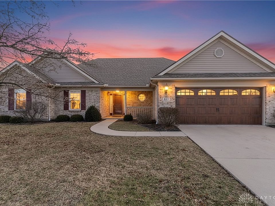 1st image of 813 Caribou Ct