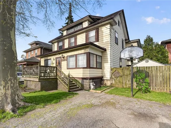 5270 2nd Ave, Niagara Falls, ON L2E 4K2