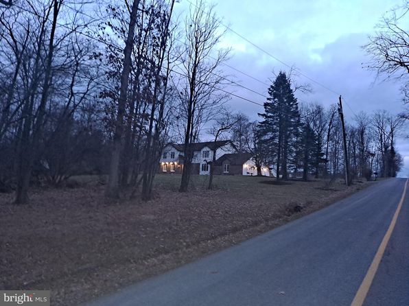 128 Mountain Rd, Mc Alisterville, PA 17049