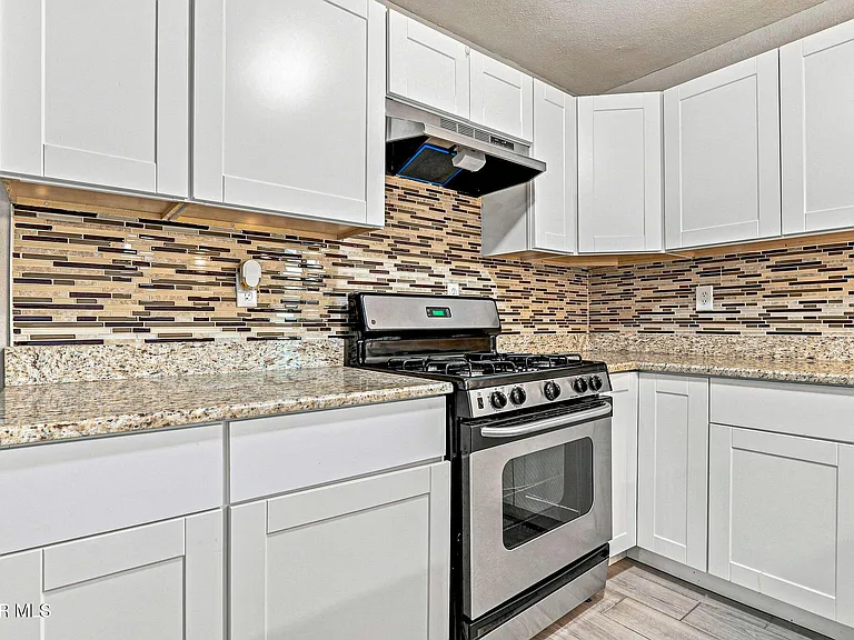 11524 Meadowbrook Dr — Photo 14