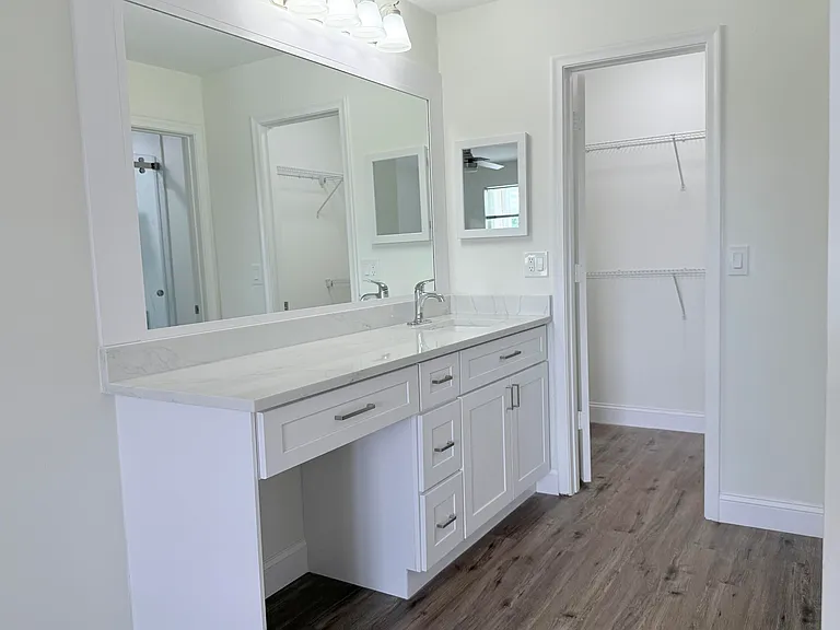 1340 NW 18th Ave #202 — Photo 18