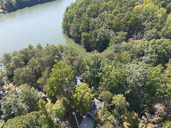 2nd image of 70 Padsett Ct