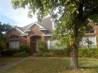 1109 Lexington Ln, Desoto, TX 75115