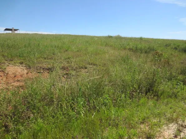 126 Joan Dr, Ellisville, MS 39437