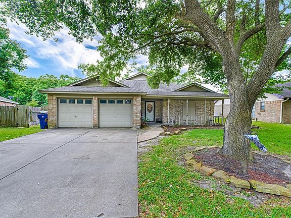 5th image of 2305 Quaker Dr