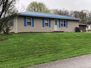 33 Overbrook Dr, Utica, OH