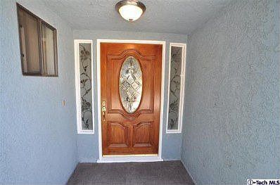 3rd image of 2526 Olive Ave