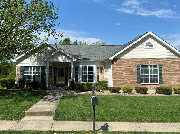 2903 14th Fairway Dr, Belleville, IL 62220