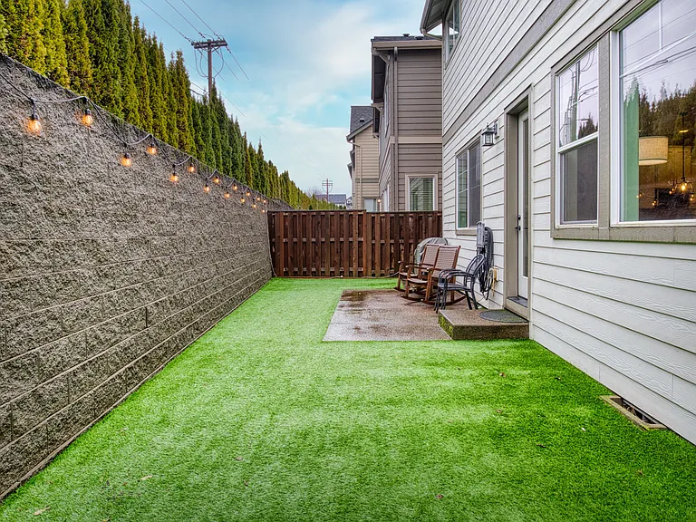17477 SW Forest Hollow St — Photo 13