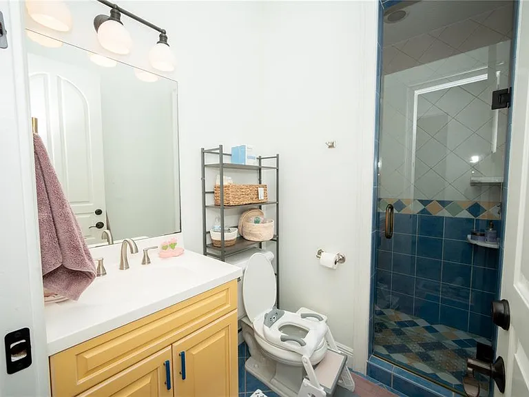 719 Eastlawn Dr — Photo 29
