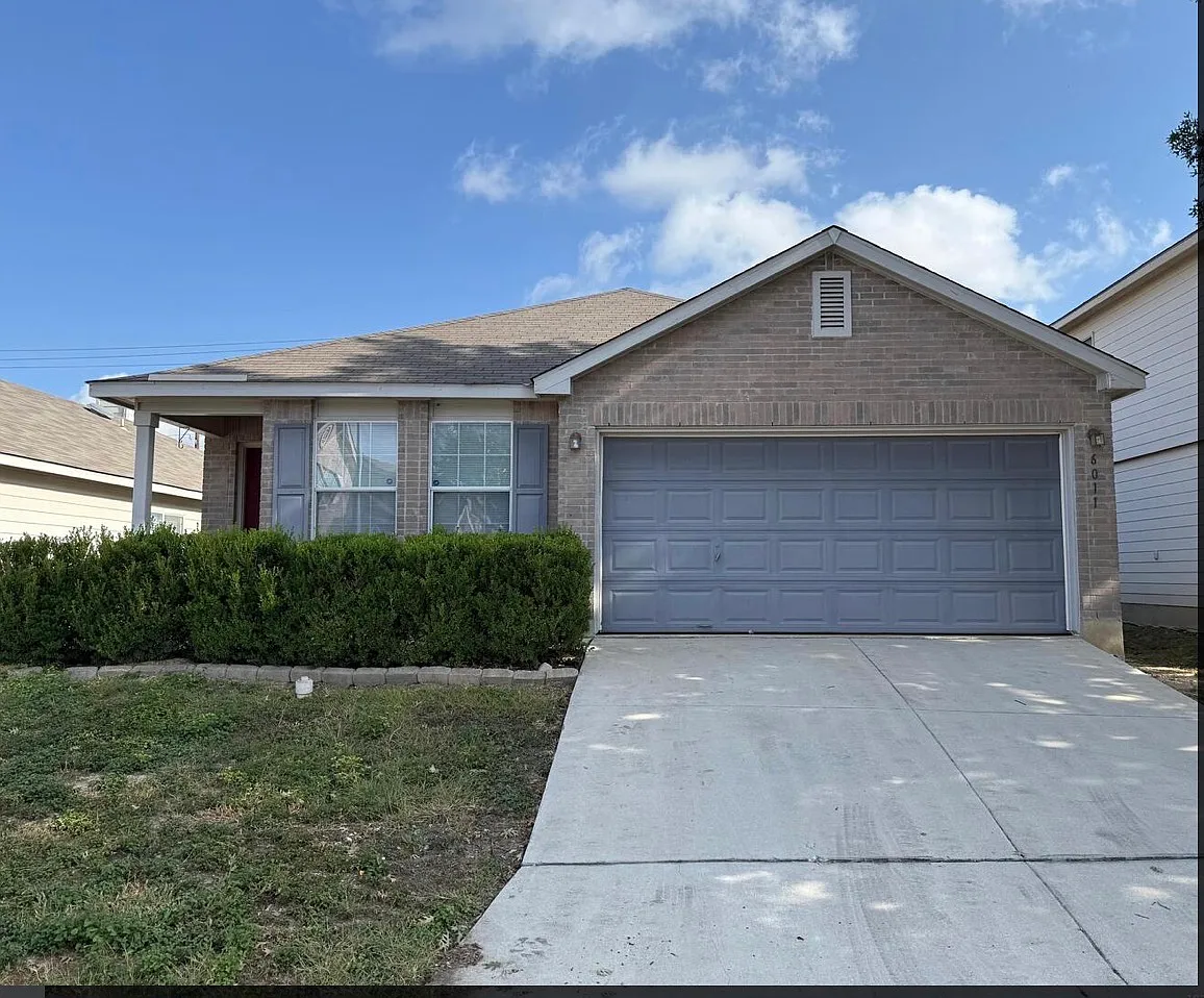 3 bed, 1486 sqft, $1,700 — Photo 1