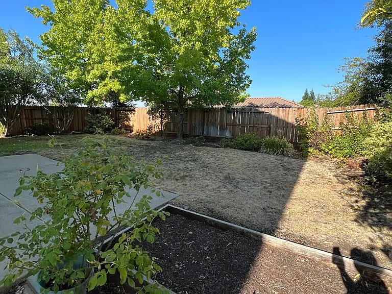 1017 Halidon Way — Photo 20