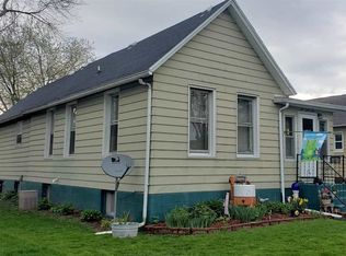 434 5th Ave N, Clinton, IA 52732