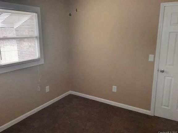 4th image of 114 Lynnbrook Dr #27