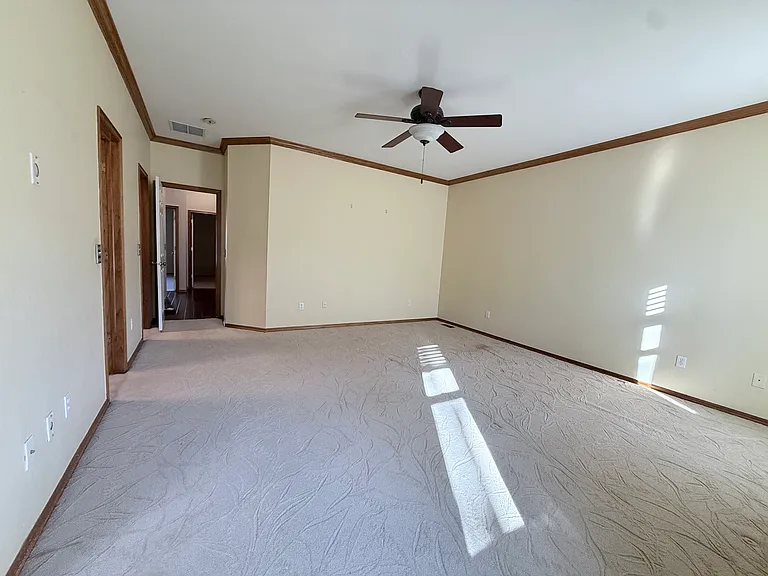 2724 Ashehollow Ln — Photo 16