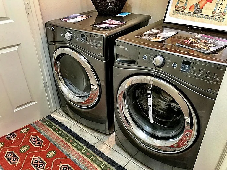 New Whirlpool Duet Steam Washer and Dryer included! Located