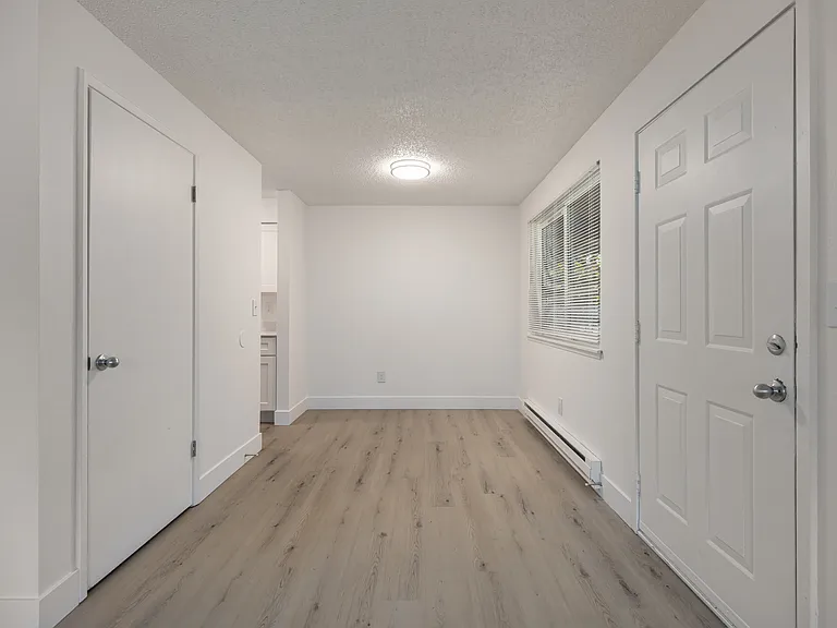 Timberwood Apartments — Photo 34