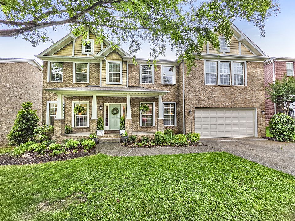 1st image of 304 Forest Bend Dr