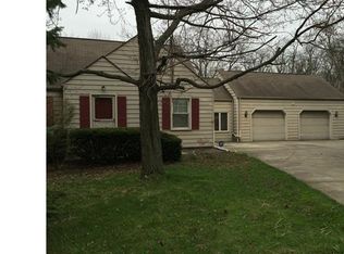 109 N Raccoon Rd, Youngstown, OH 44515