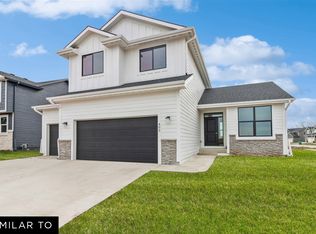 1385 Cedar St, Waukee, IA 50263