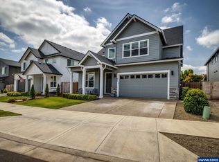 853 NE 17th Ave, Canby, OR 97013