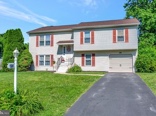 212 Callow Pl, New Castle, DE 19720