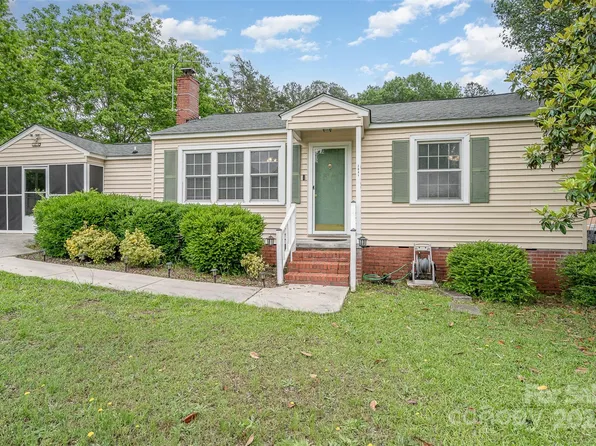 2081 Old Evans Cir, Lancaster, SC 29720