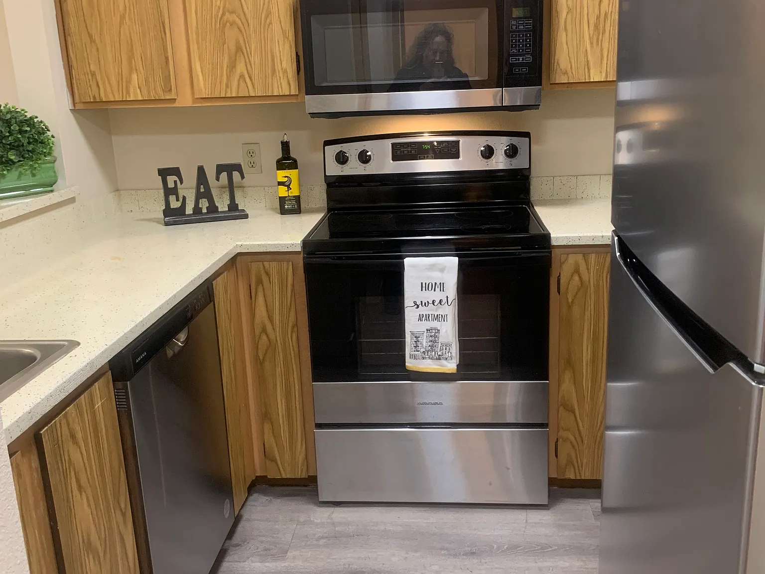 1 bed, 680 sqft, $1,795 — Photo 2