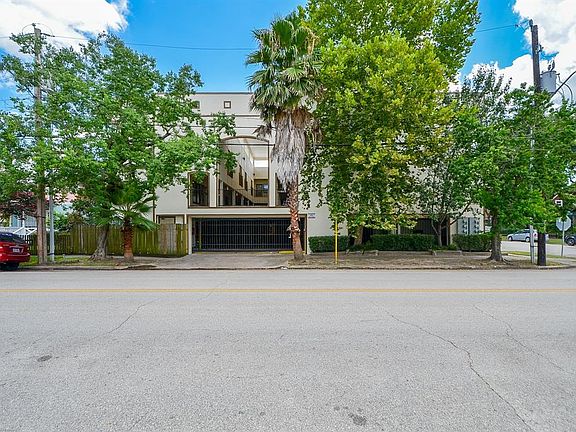 This unit has 1 dedicated parking space inside the controlled automatic-gated parking garage. Plenty of quest parking on 2 sides of the building