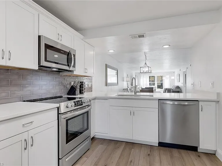 4001 Ice Castle Way #5 — Photo 5