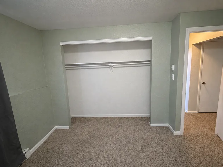 2601 Orchard Pl — Photo 11