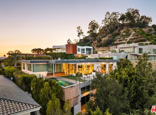 9353 Nightingale Dr, Los Angeles, CA 90069