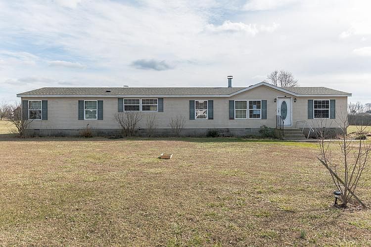 1st image of 689 Fernwood Dr