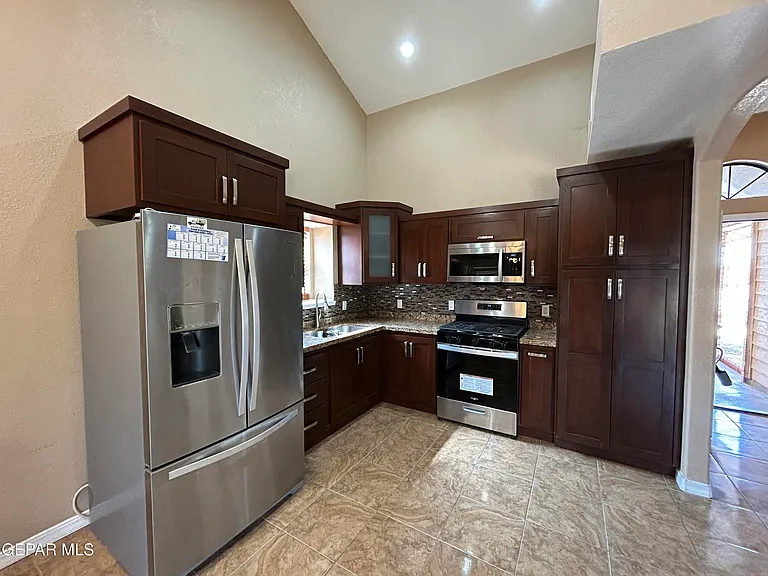 8482 Paddlefoot Ln — Photo 7
