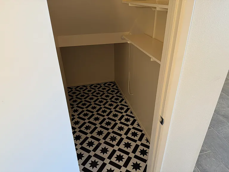 2803 S 1st Ave — Photo 8