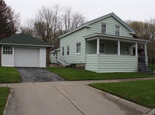 35 Liberty St, Oswego, NY 13126