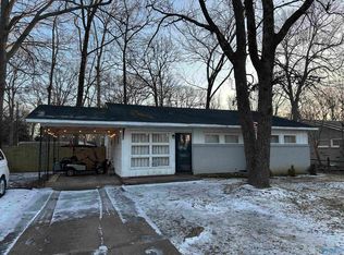 2205 11th St SE, Decatur, AL 35601