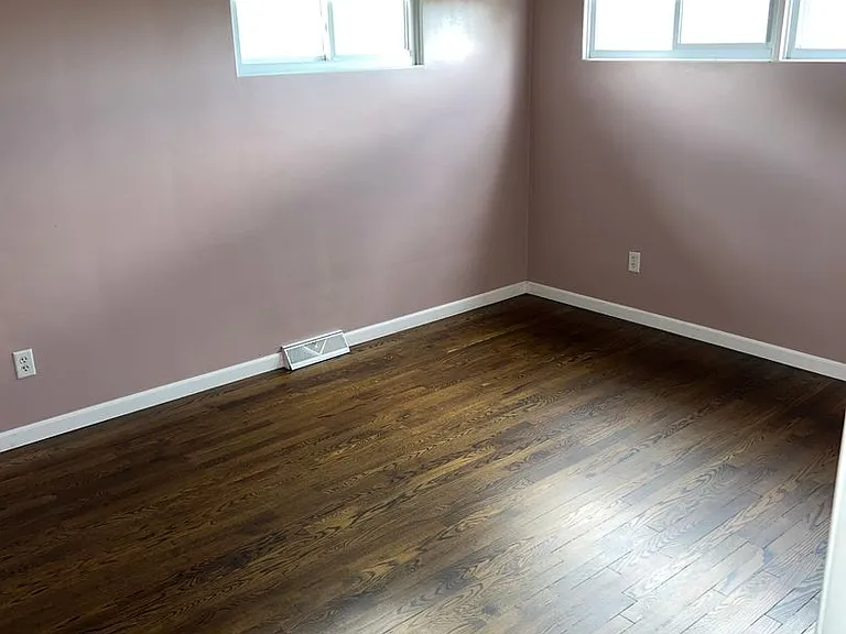916 Hornick St — Photo 12