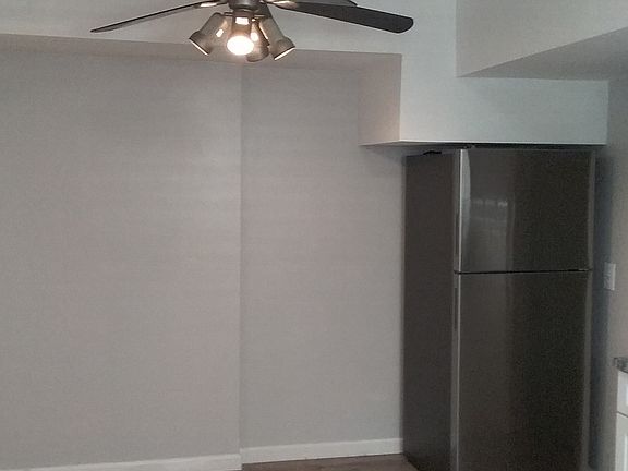 4th image of 0 Travis Ave #2