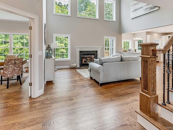 3rd image of 991 Freedom Road