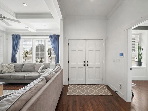 3rd image of 12502 58a Ave