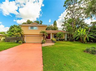 1021 Serpentine Dr S, Saint Petersburg, FL 33705