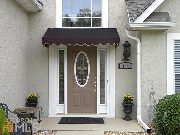 ELEGANT COVERED ENTRY