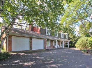 234 Abbott Pl, Tower Lakes, IL 60010