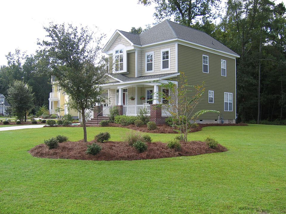 1st image of 113 Blackwater Dr